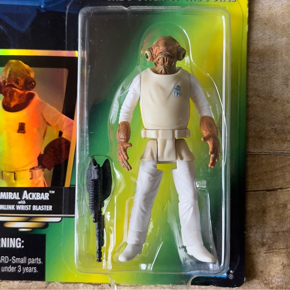 Star Wars Admiral Ackbar Action Figure - Picture 2 of 4